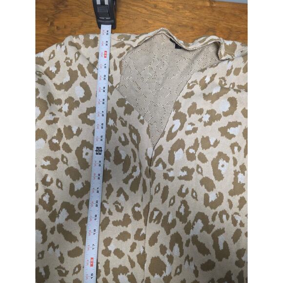Leopard Print Cardigan Large Creme Long Teacher GorpCore Fall Cozy Animal Layer - Picture 7 of 7